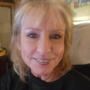 Meet your Posher, Teresa